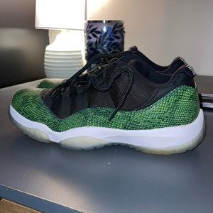 Jordan 11 Retro Low “Snake”